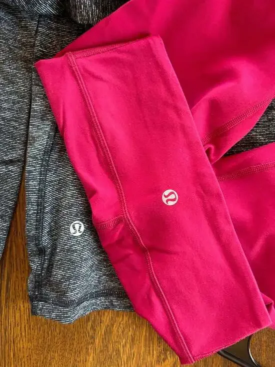 Lululemon Set: Run: Swiftly 1/2 Zip(6) & Cropped High-Rise Leggings (Size 2) - Picture 10 of 10